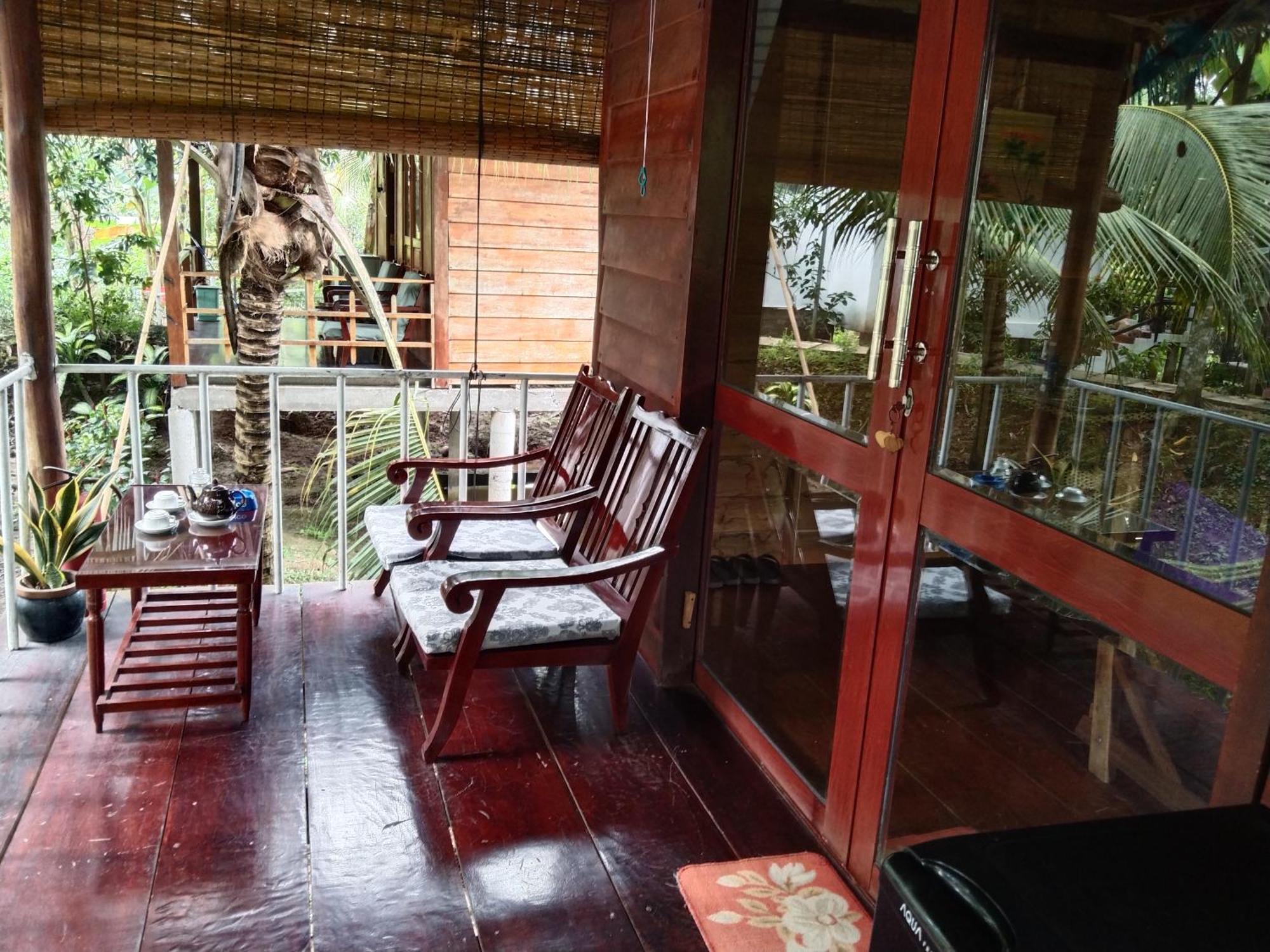 Quoc Phuong Riverside Homestay Ben Tre Exterior photo